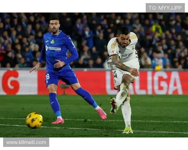 西甲PA官网：实时更新西甲联赛的最新战况与精彩瞬间